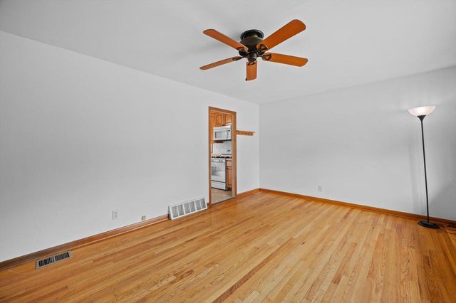 6517 W Lakefield DRIVE, Milwaukee, WI 53219