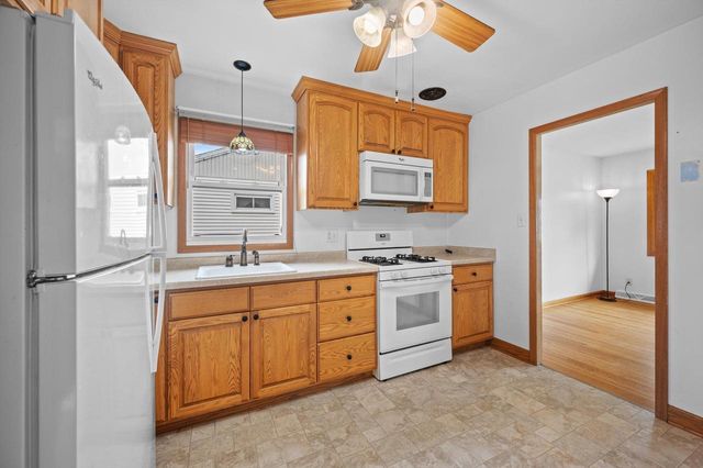 6517 W Lakefield DRIVE, Milwaukee, WI 53219