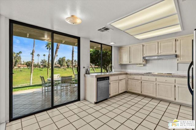 158 Madrid Avenue, Palm Desert, CA 92260