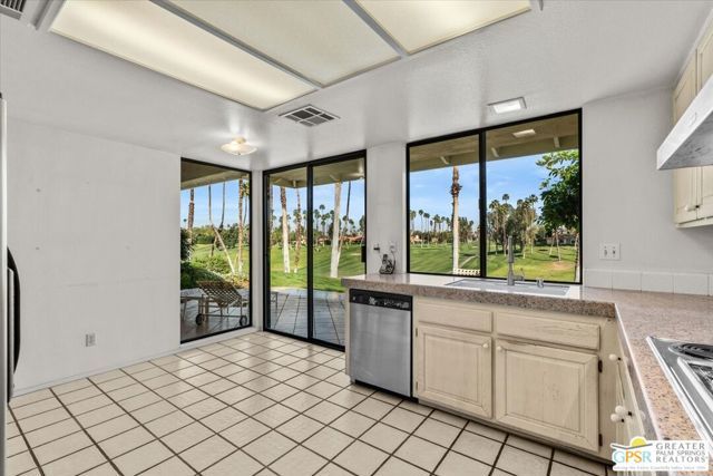 158 Madrid Avenue, Palm Desert, CA 92260