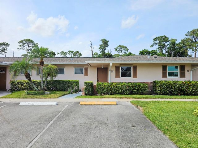 2521 Dudley Drive W H, West Palm Beach, FL 33415
