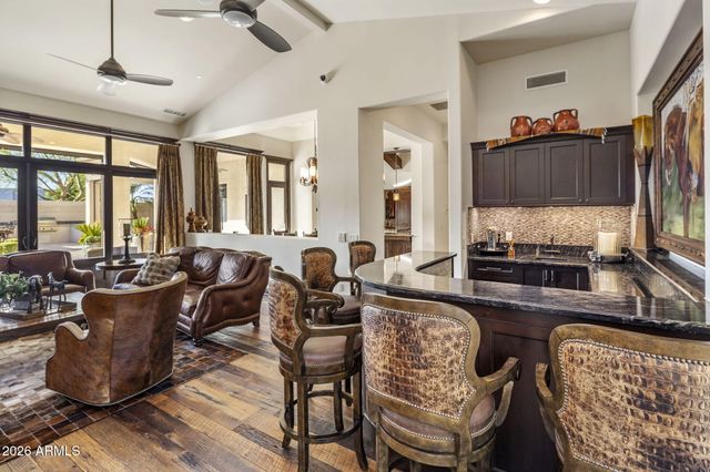 8111 N 62ND Place, Paradise Valley, AZ 85253