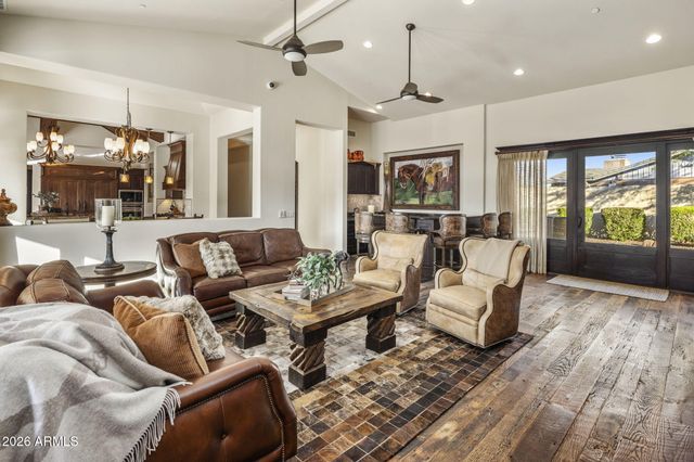 8111 N 62ND Place, Paradise Valley, AZ 85253