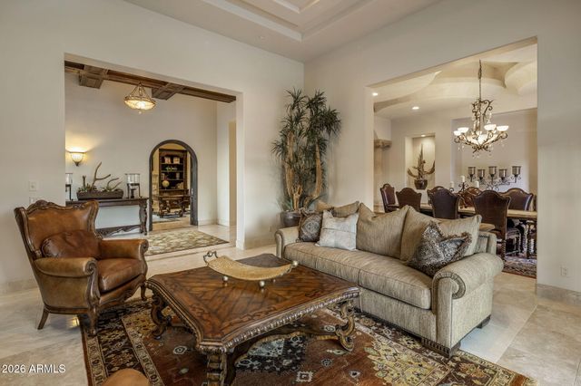 8111 N 62ND Place, Paradise Valley, AZ 85253