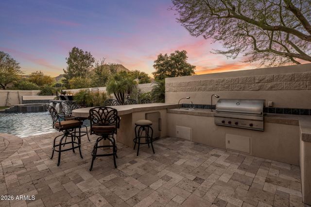 8111 N 62ND Place, Paradise Valley, AZ 85253