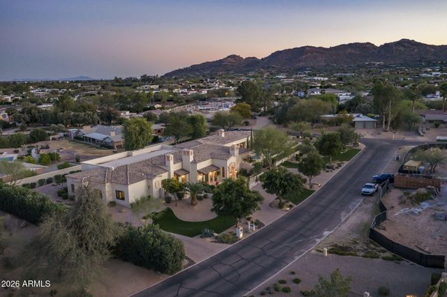 8111 N 62ND Place, Paradise Valley, AZ 85253