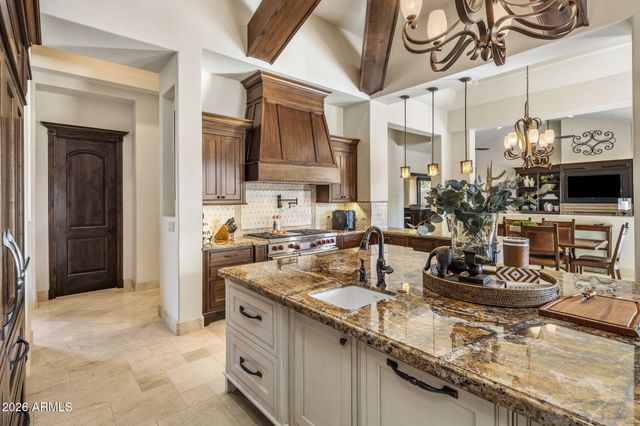 8111 N 62ND Place, Paradise Valley, AZ 85253