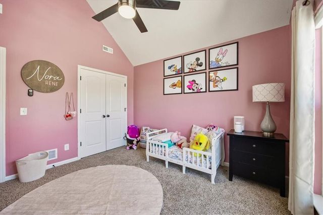 10719 N Manning Court, Kansas City, MO 64157