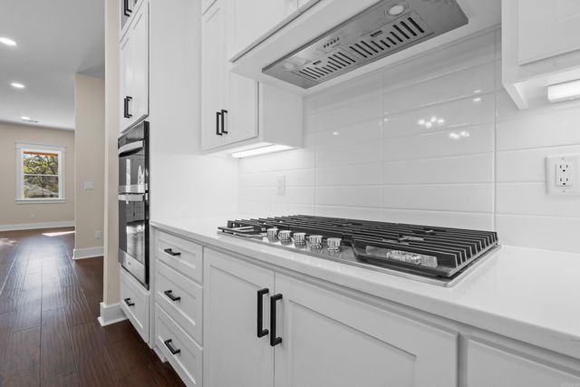 7000 Rolling Manor Drive, Benton, AR 72019