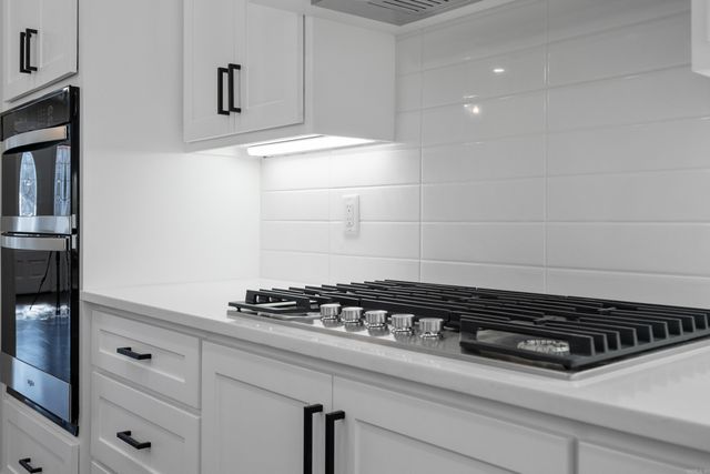 7000 Rolling Manor Drive, Benton, AR 72019