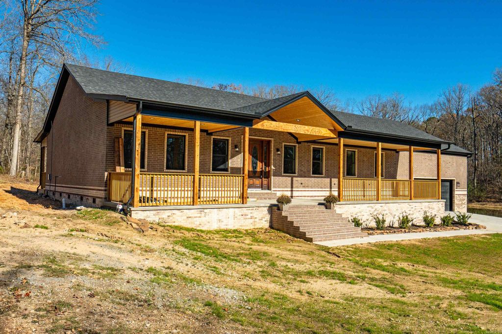7000 Rolling Manor Drive, Benton, AR 72019