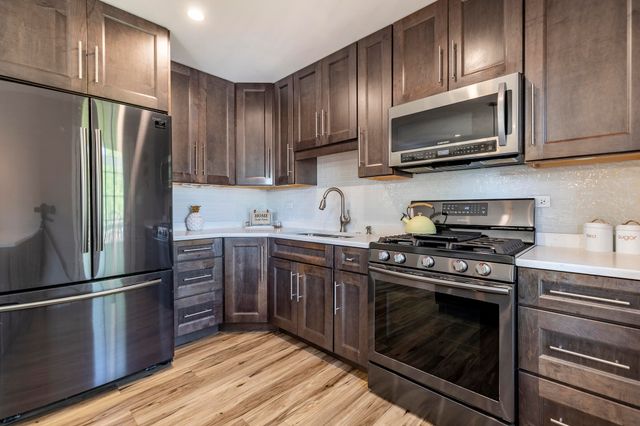 6727 New Jersey Avenue, Hammond, IN 46323