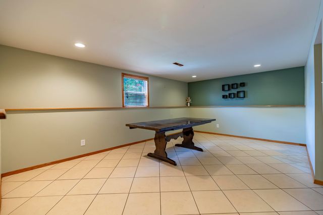 6727 New Jersey Avenue, Hammond, IN 46323