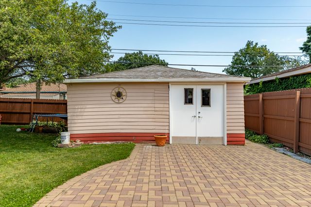 6727 New Jersey Avenue, Hammond, IN 46323