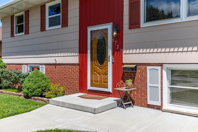 6727 New Jersey Avenue, Hammond, IN 46323