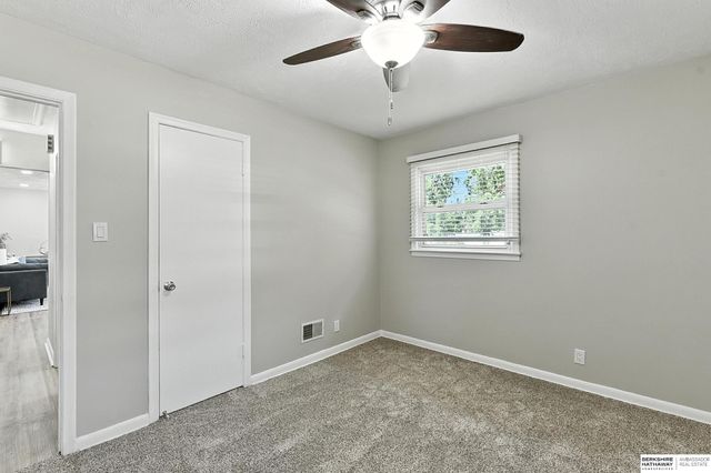 5069 S 129th Street, Omaha, NE 68137