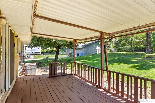 5069 S 129th Street, Omaha, NE 68137