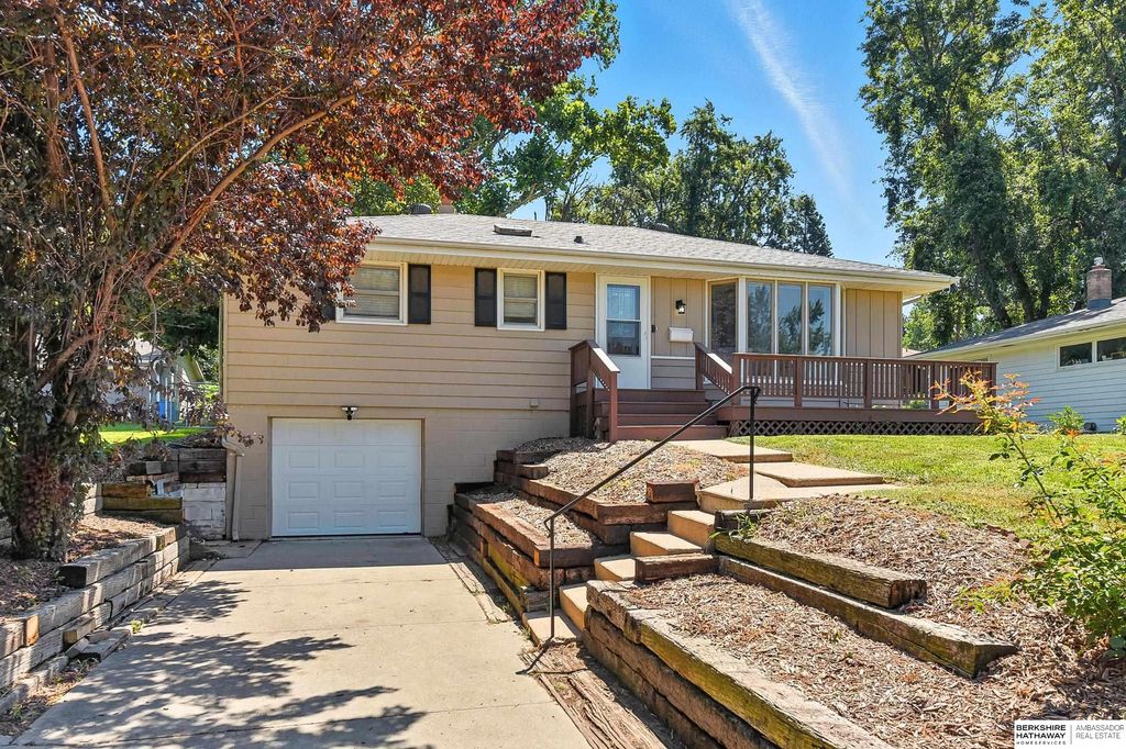 5069 S 129th Street, Omaha, NE 68137