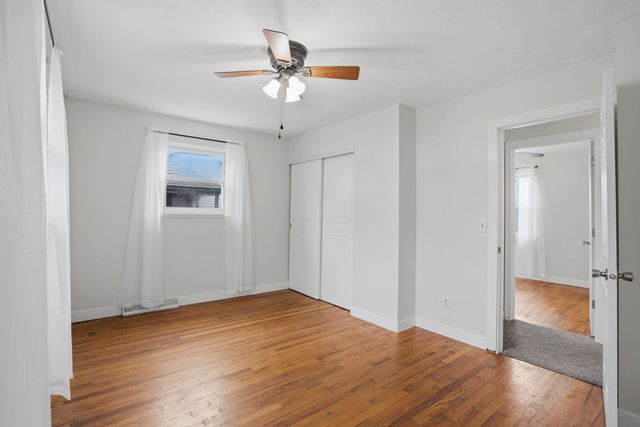 2218 N Hazelwood Avenue, Davenport, IA 52804