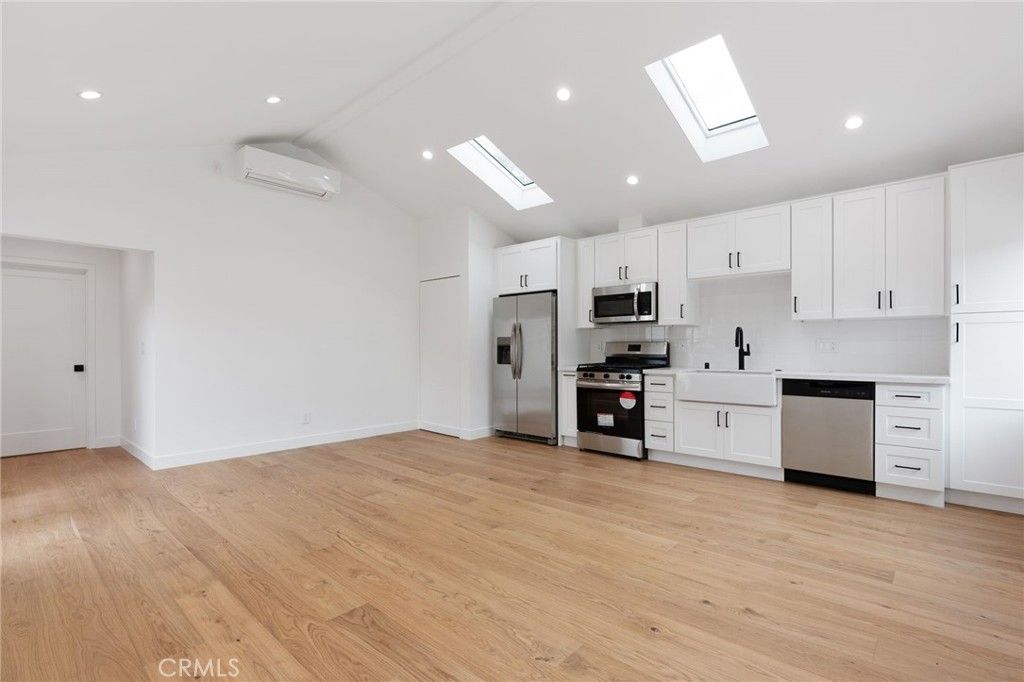 8336 Winsford Avenue, Westchester, CA 90045