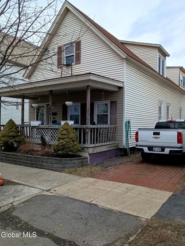 885 Emmett Street, Schenectady, NY 12307