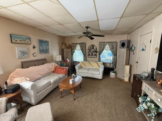 885 Emmett Street, Schenectady, NY 12307