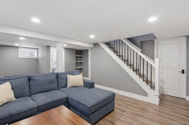 287 43rd Street, Lindenhurst, NY 11757