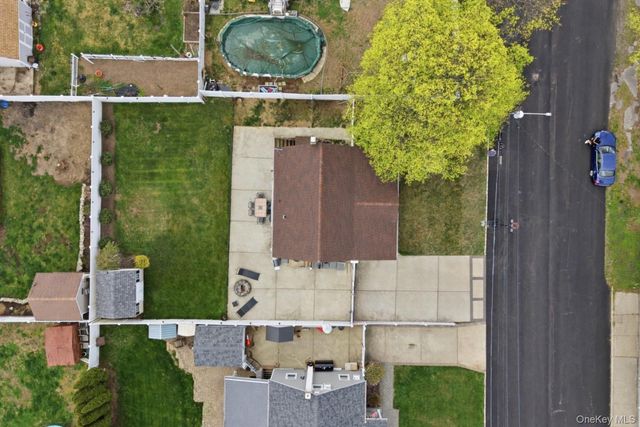 287 43rd Street, Lindenhurst, NY 11757