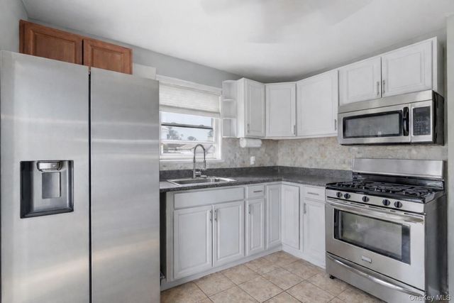 287 43rd Street, Lindenhurst, NY 11757