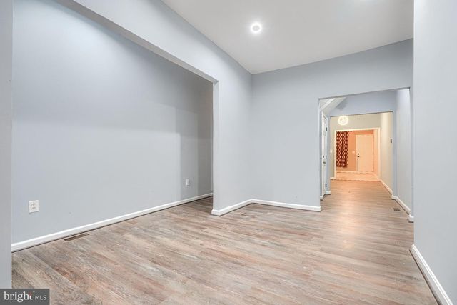 1123 N CAREY ST, Baltimore, MD 21217