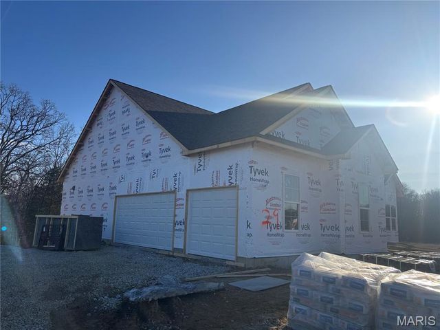 308 Schaper Estates Xing, Foristell, MO 63348