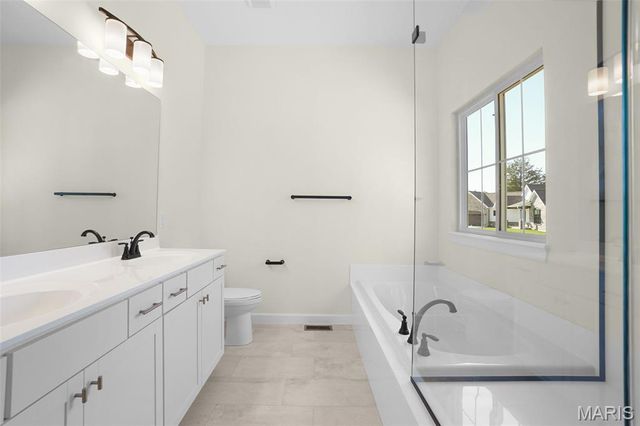 308 Schaper Estates Xing, Foristell, MO 63348