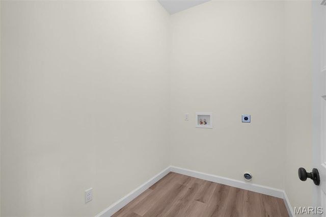 308 Schaper Estates Xing, Foristell, MO 63348