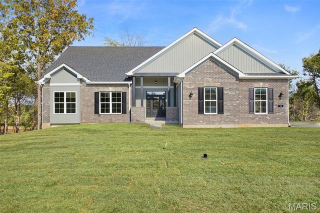 308 Schaper Estates Xing, Foristell, MO 63348