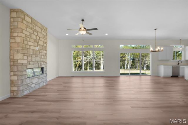 308 Schaper Estates Xing, Foristell, MO 63348