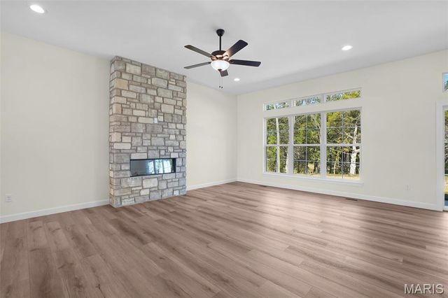 308 Schaper Estates Xing, Foristell, MO 63348