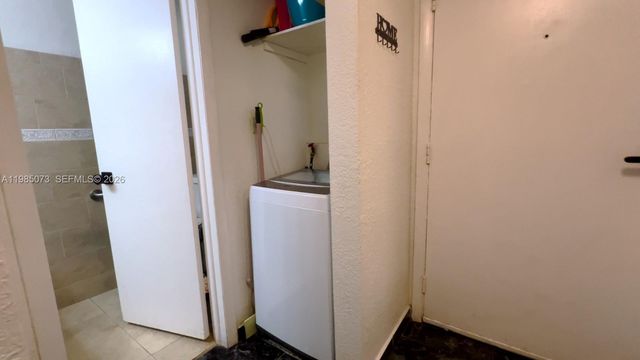 1900 W 68th Street D207, Hialeah, FL 33014