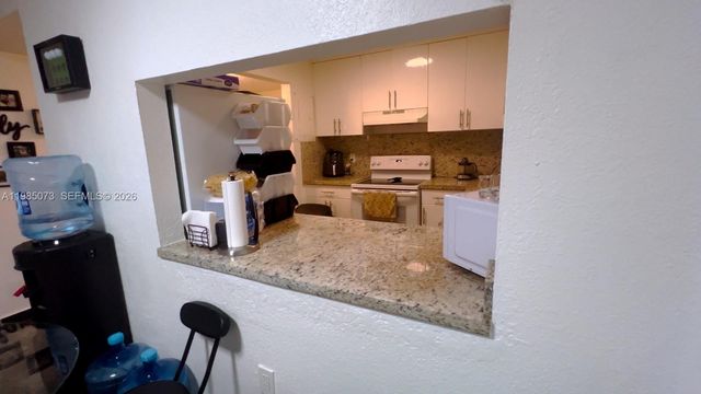 1900 W 68th Street D207, Hialeah, FL 33014