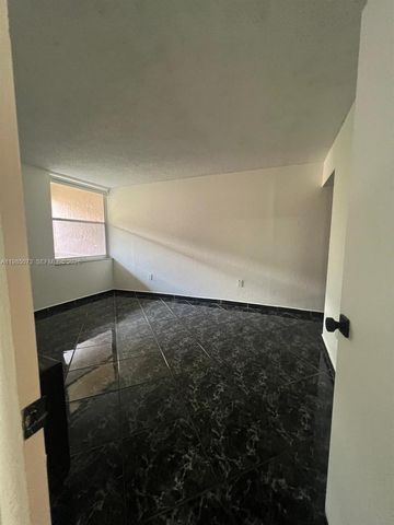 1900 W 68th Street D207, Hialeah, FL 33014