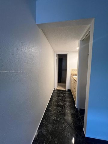 1900 W 68th Street D207, Hialeah, FL 33014