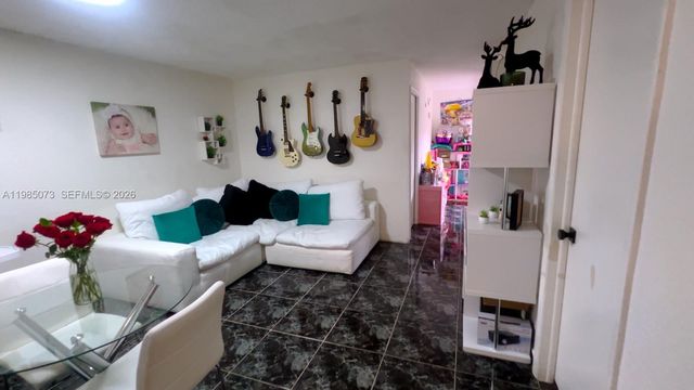 1900 W 68th Street D207, Hialeah, FL 33014