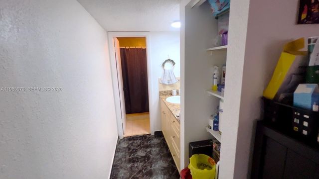 1900 W 68th Street D207, Hialeah, FL 33014