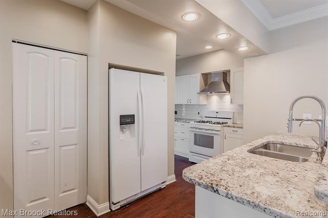 1610 Yosemite Boulevard, Birmingham, MI 48009