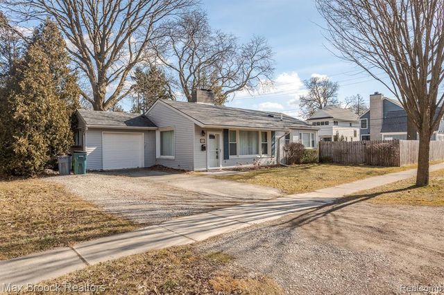 1610 Yosemite Boulevard, Birmingham, MI 48009