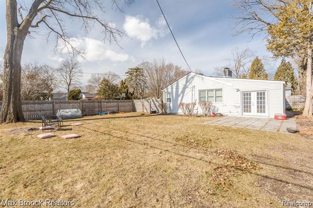 1610 Yosemite Boulevard, Birmingham, MI 48009