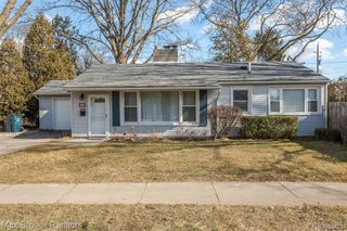 1610 Yosemite Boulevard, Birmingham, MI 48009