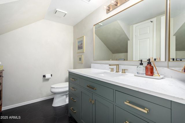 6513 N 81st Place, Scottsdale, AZ 85250