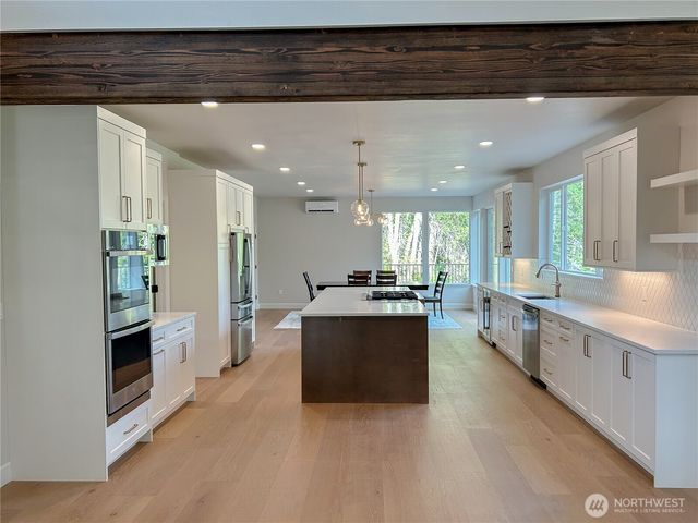 138 Lostwood Lane, Sequim, WA 98382