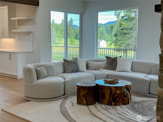 138 Lostwood Lane, Sequim, WA 98382