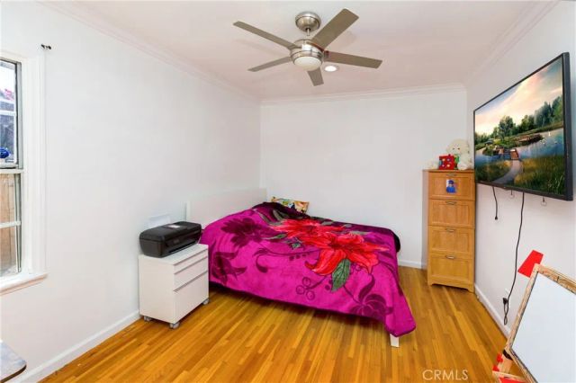19422 Welby, Reseda, CA 91335